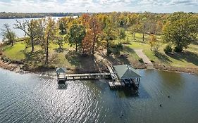 Entire Lake House At Lake Fork With Private Bay, Boat Ramp, Fishing Light & 8 Acres Land